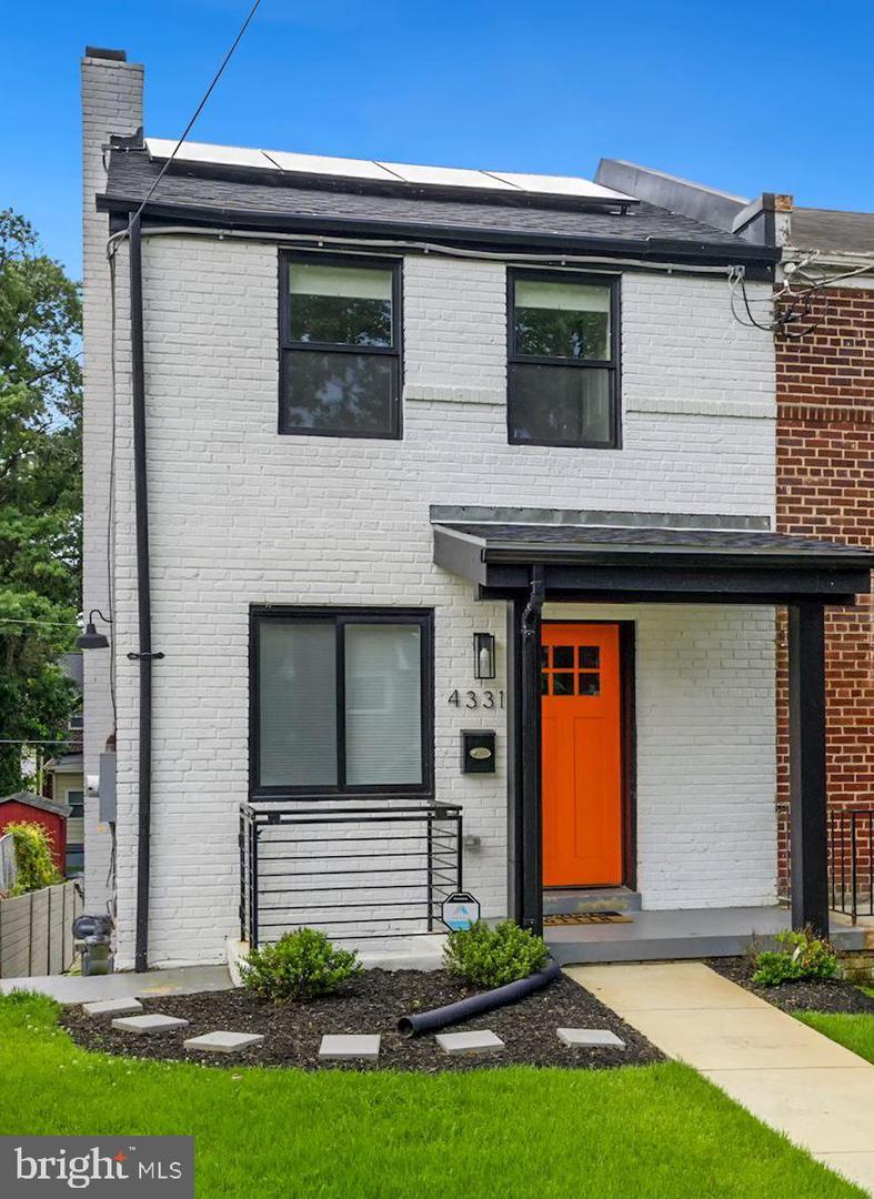 4331 DUBOIS PLACE SE