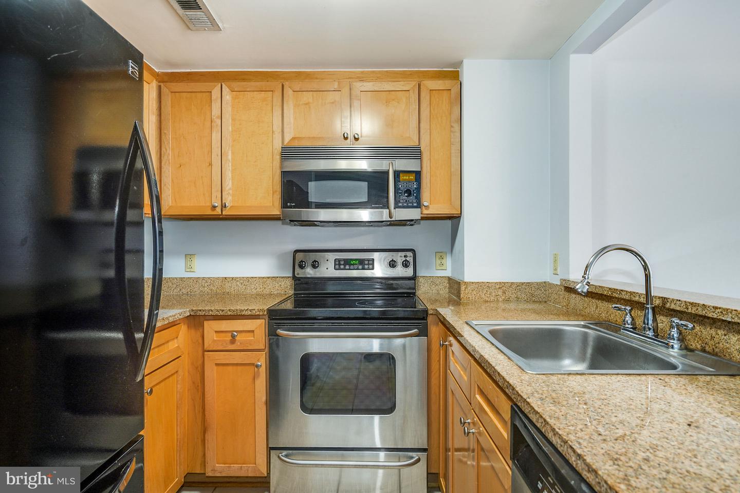 1150 K STREET NW Unit: 405