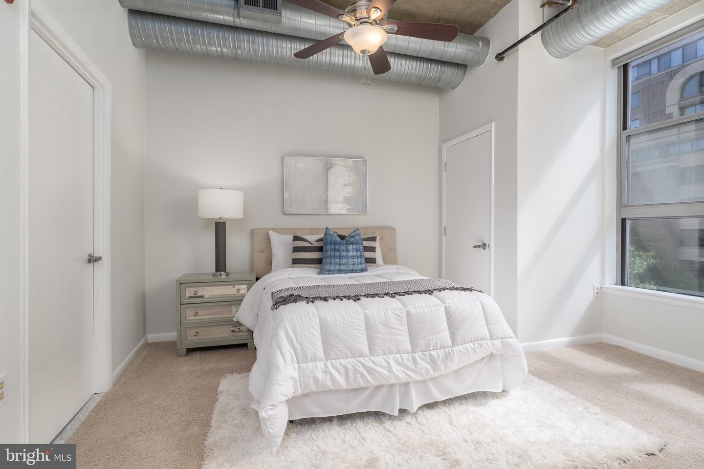 1300 N STREET NW Unit: 305