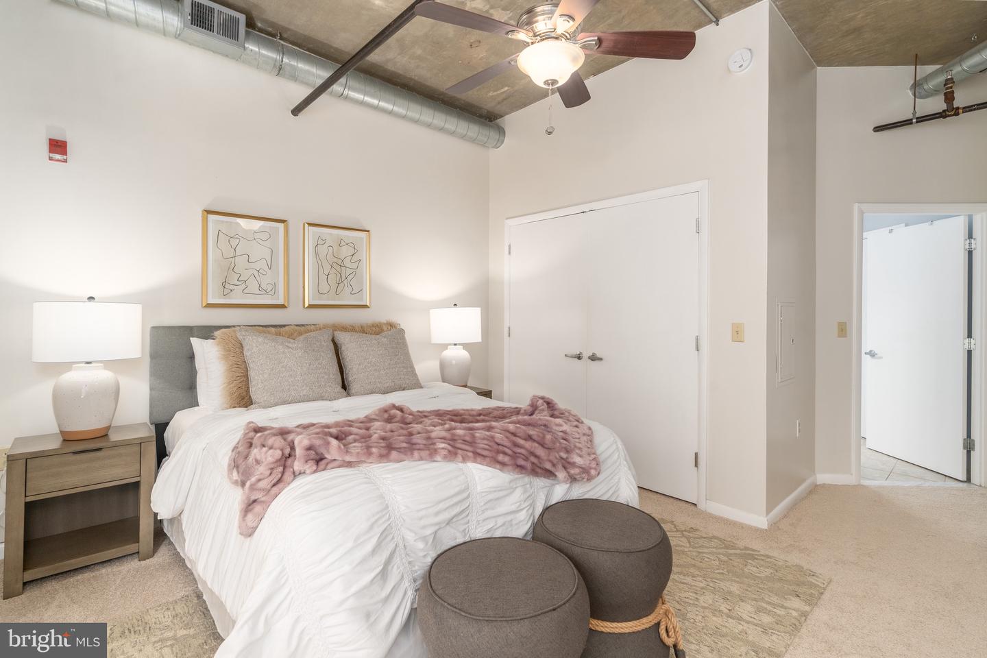 1300 N STREET NW Unit: 305