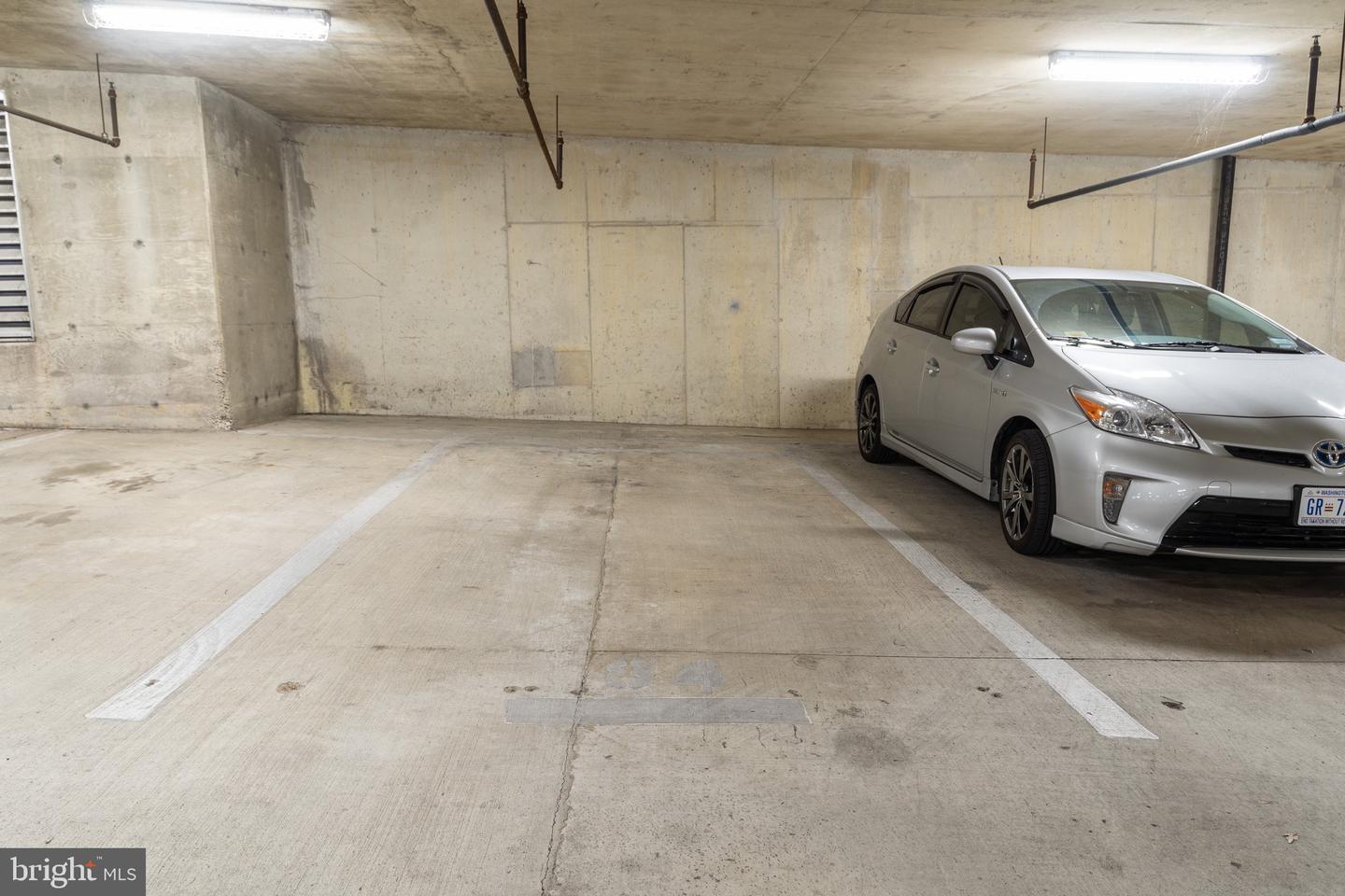 1300 N STREET NW Unit: 305