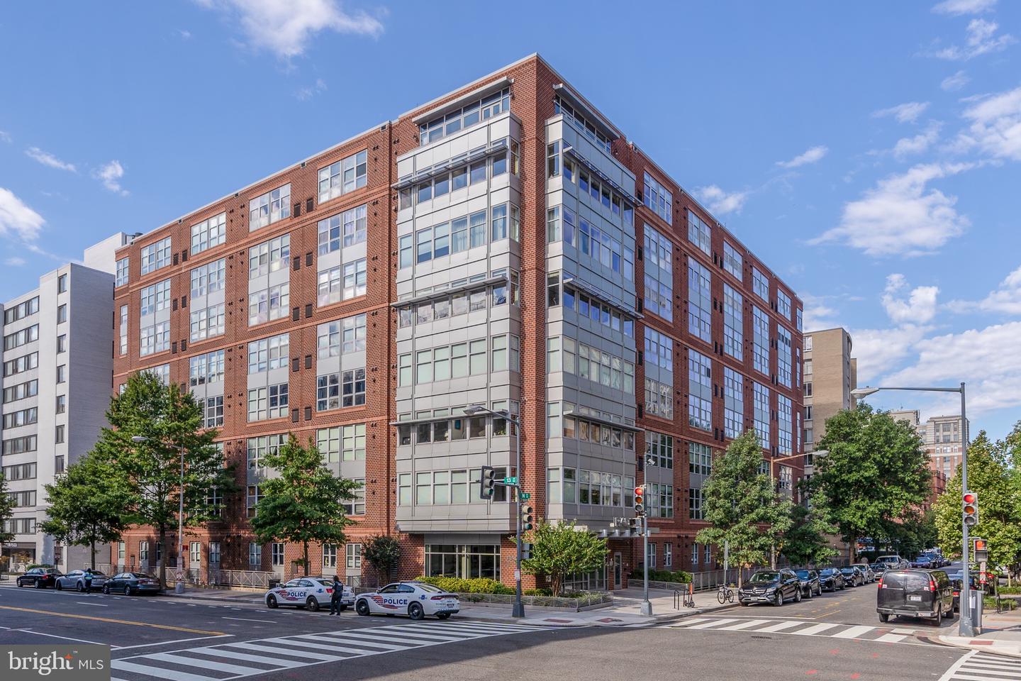 1300 N STREET NW Unit: 305