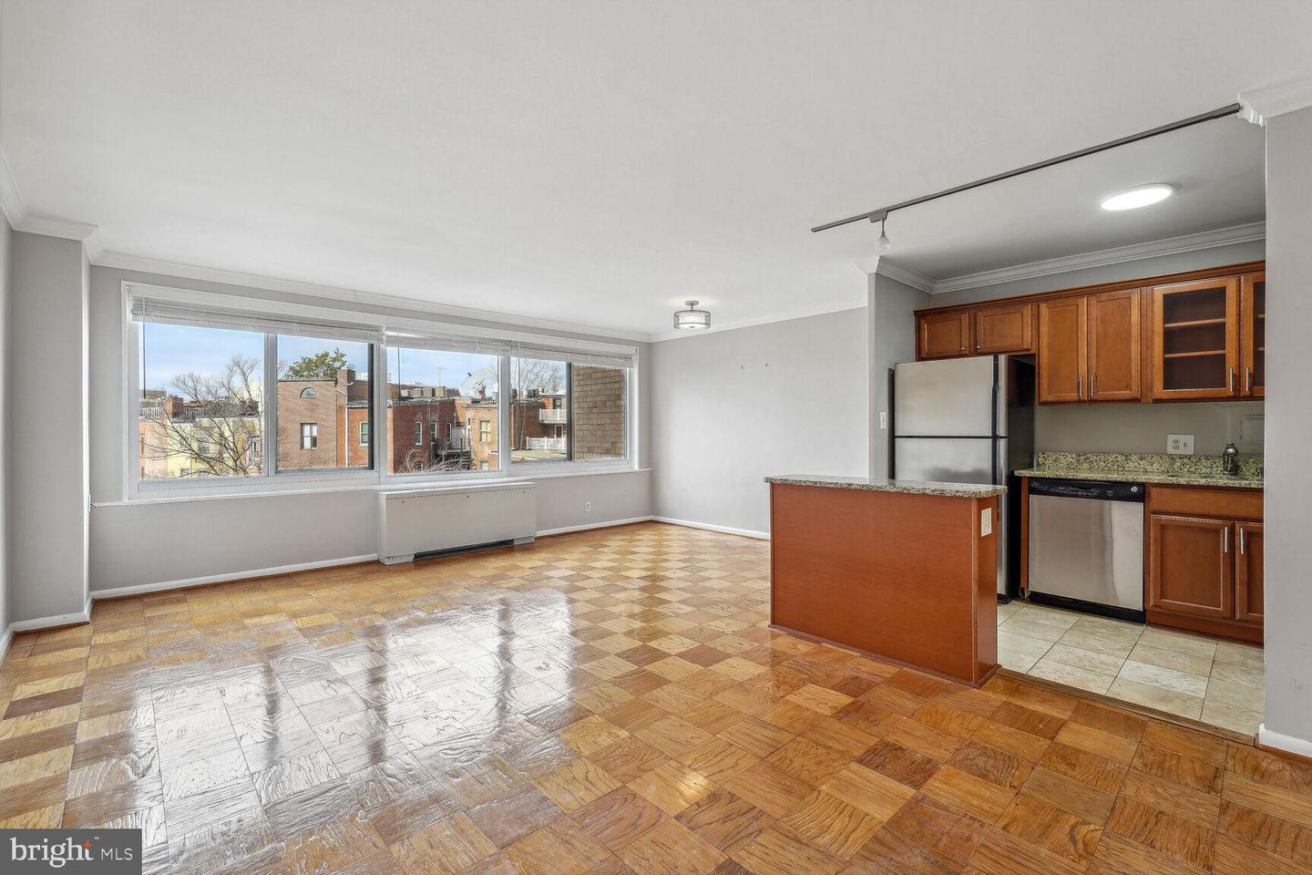 1330 NW NEW HAMPSHIRE AVENUE NW Unit: 425