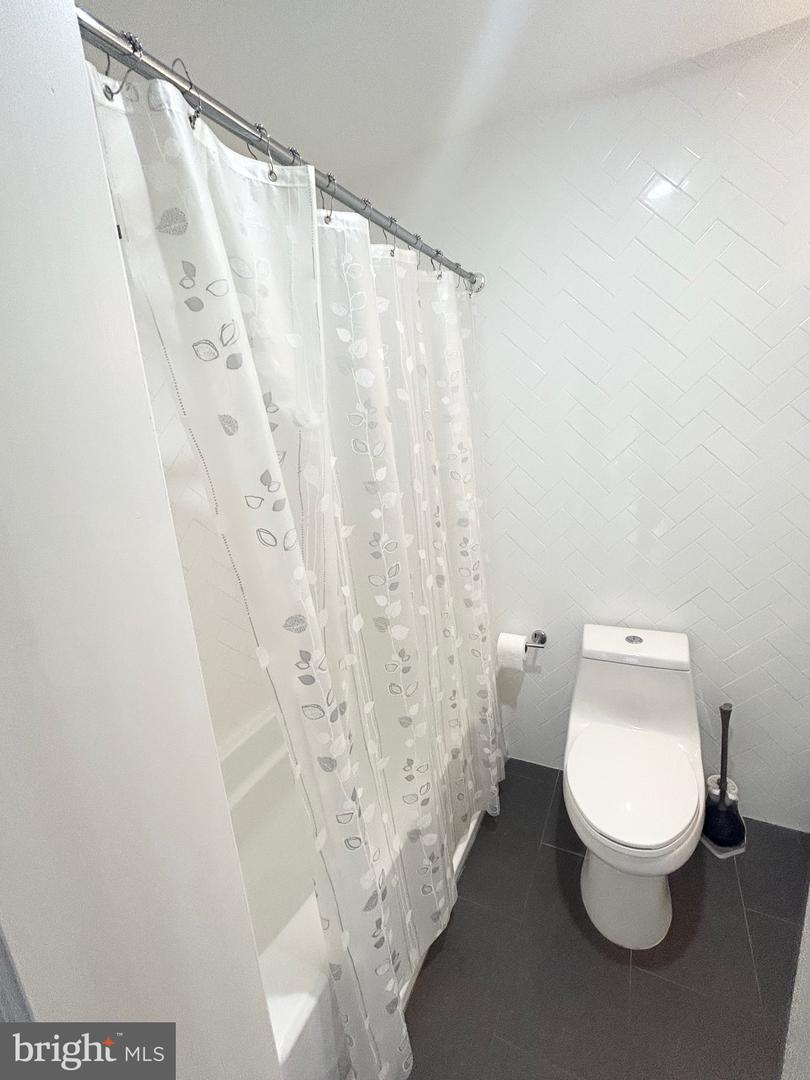 3225 GRACE STREET NW Unit: 208