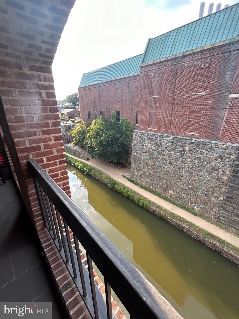 3225 GRACE STREET NW Unit: 208