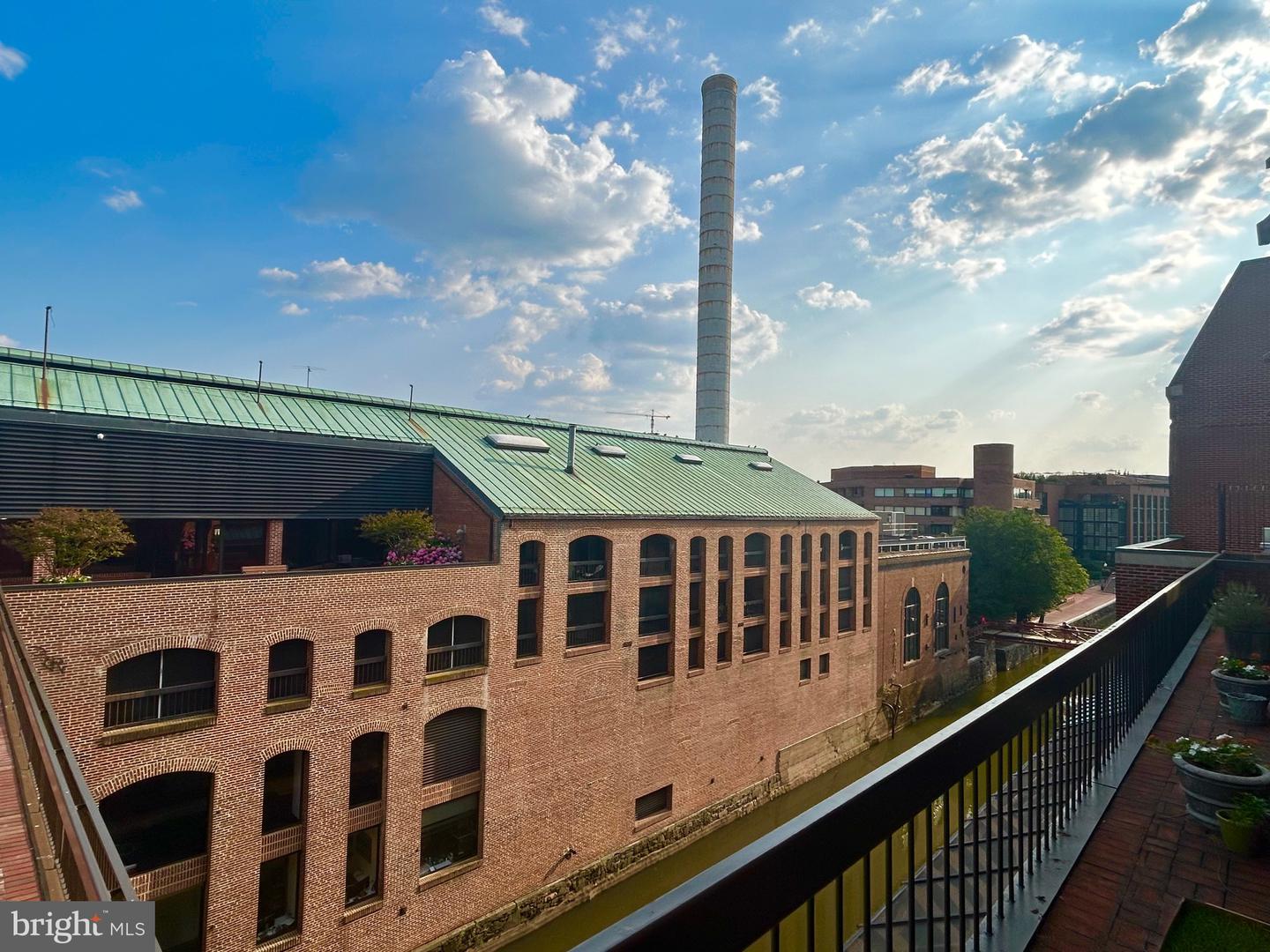 3225 GRACE STREET NW Unit: 208