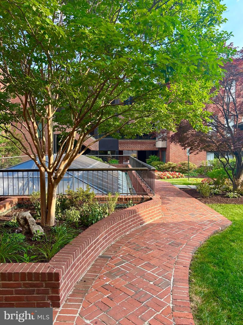 3225 GRACE STREET NW Unit: 208