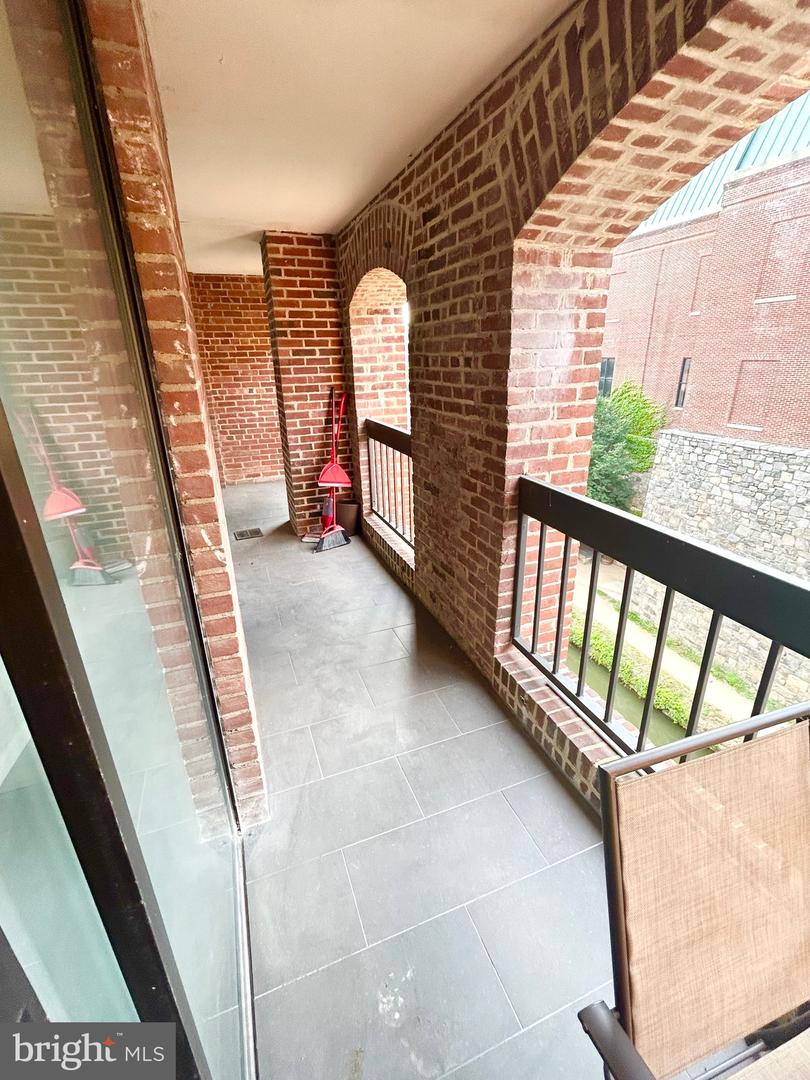 3225 GRACE STREET NW Unit: 208