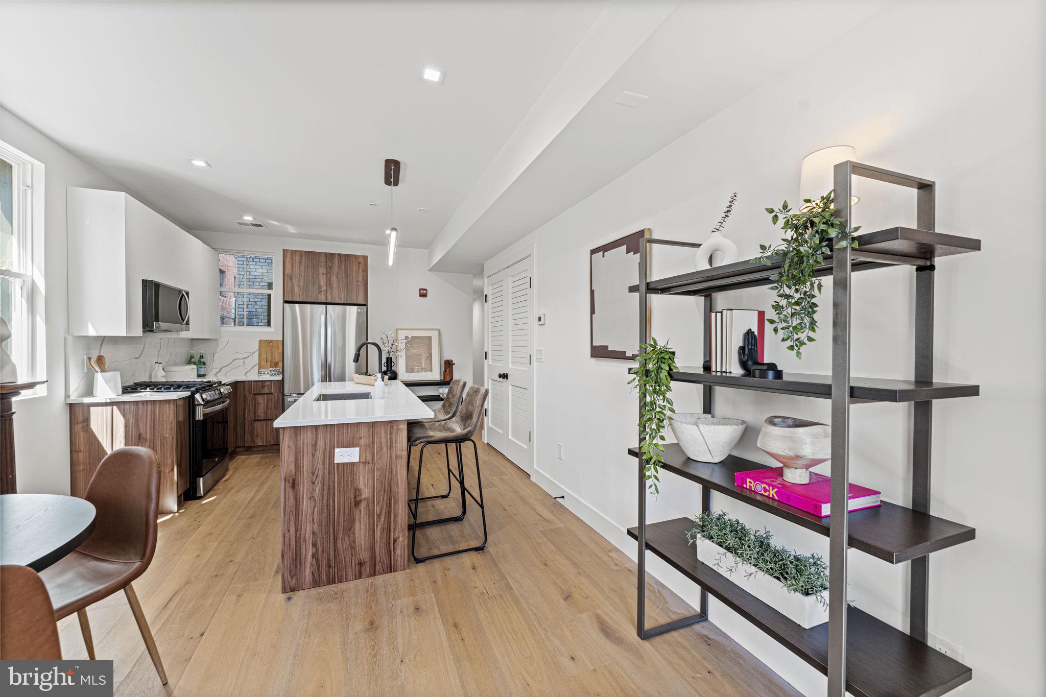 1619 Swann STREET NW Unit: 3