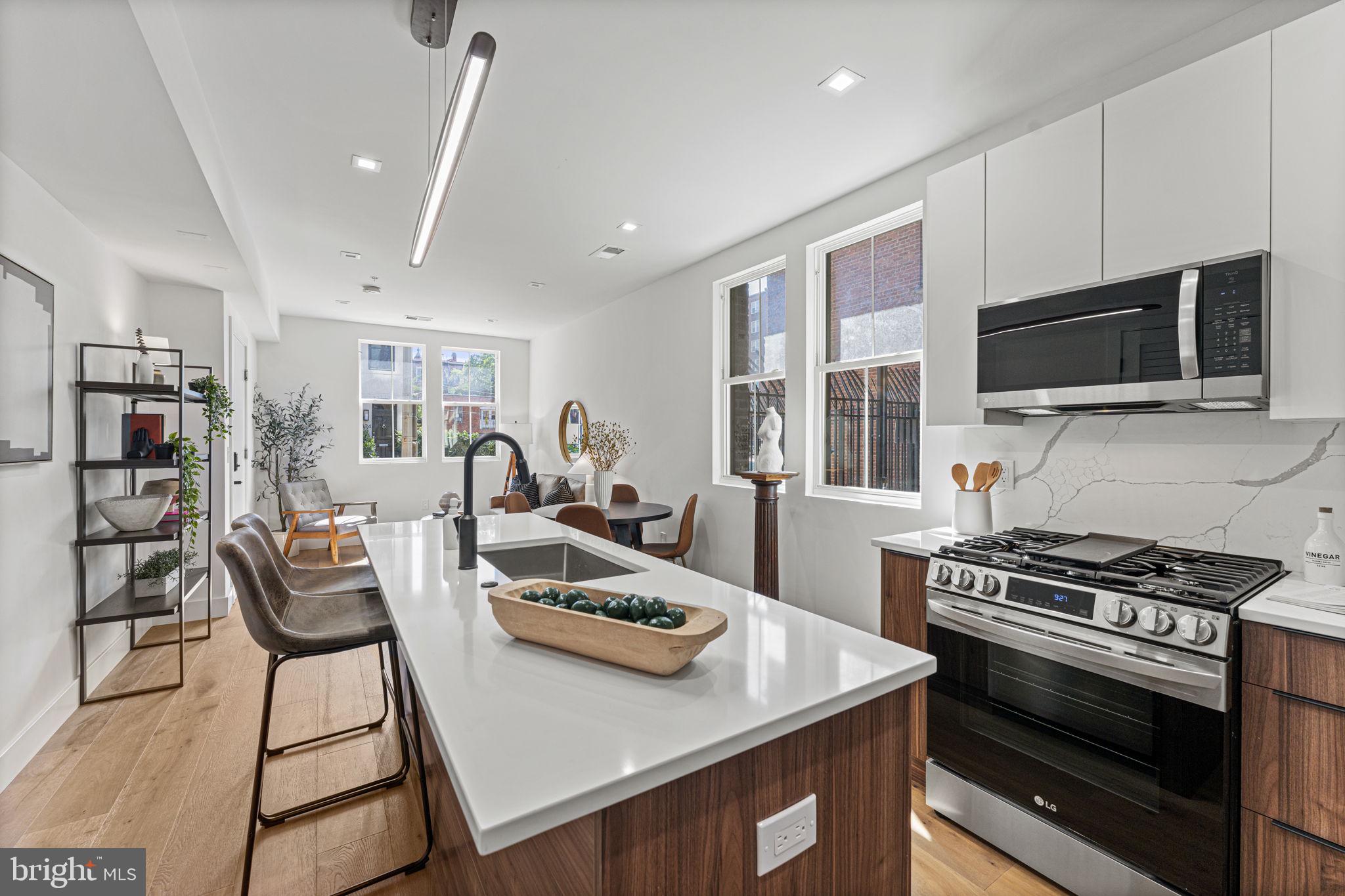 1619 Swann STREET NW Unit: 3