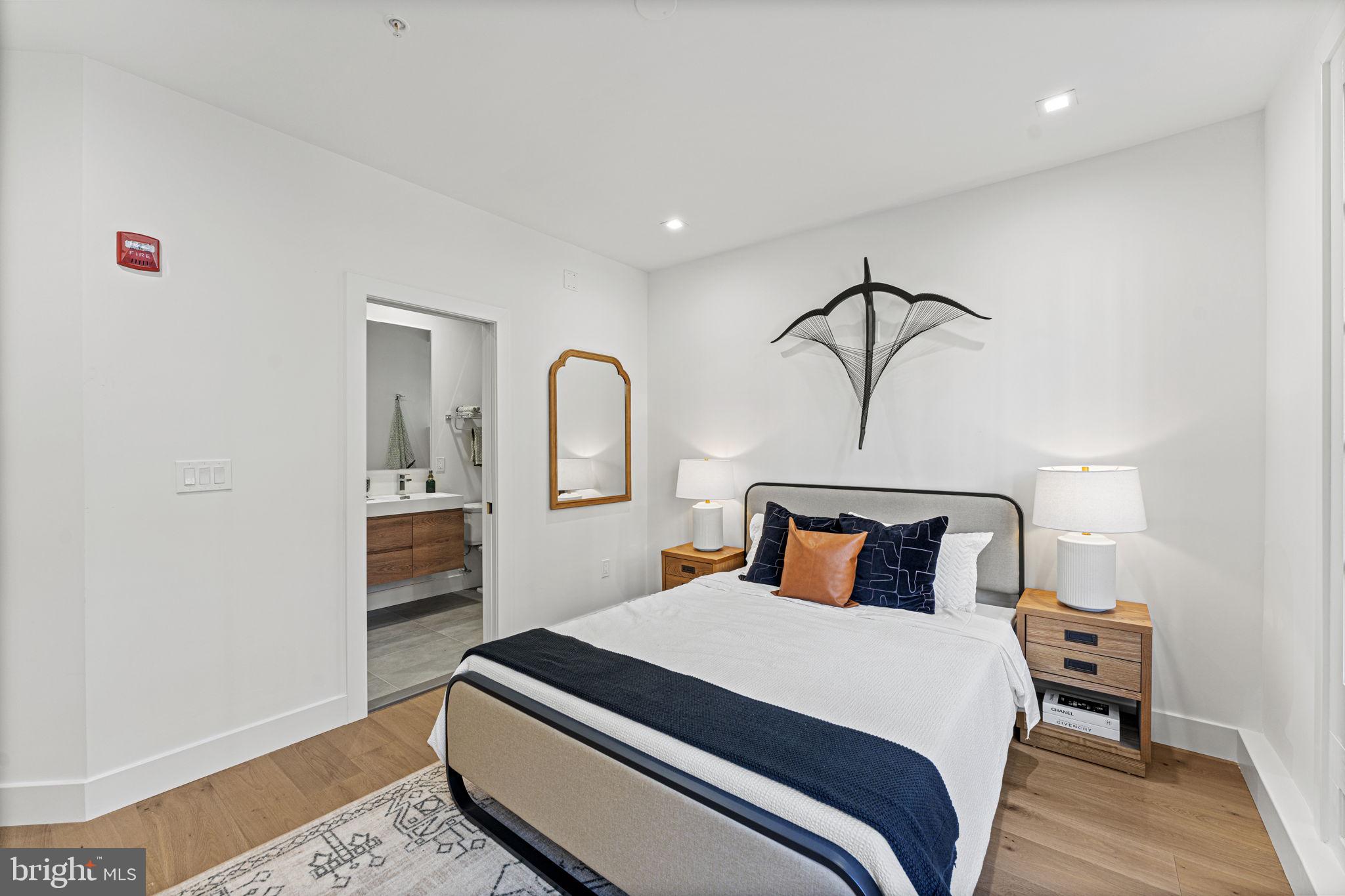 1619 Swann STREET NW Unit: 3