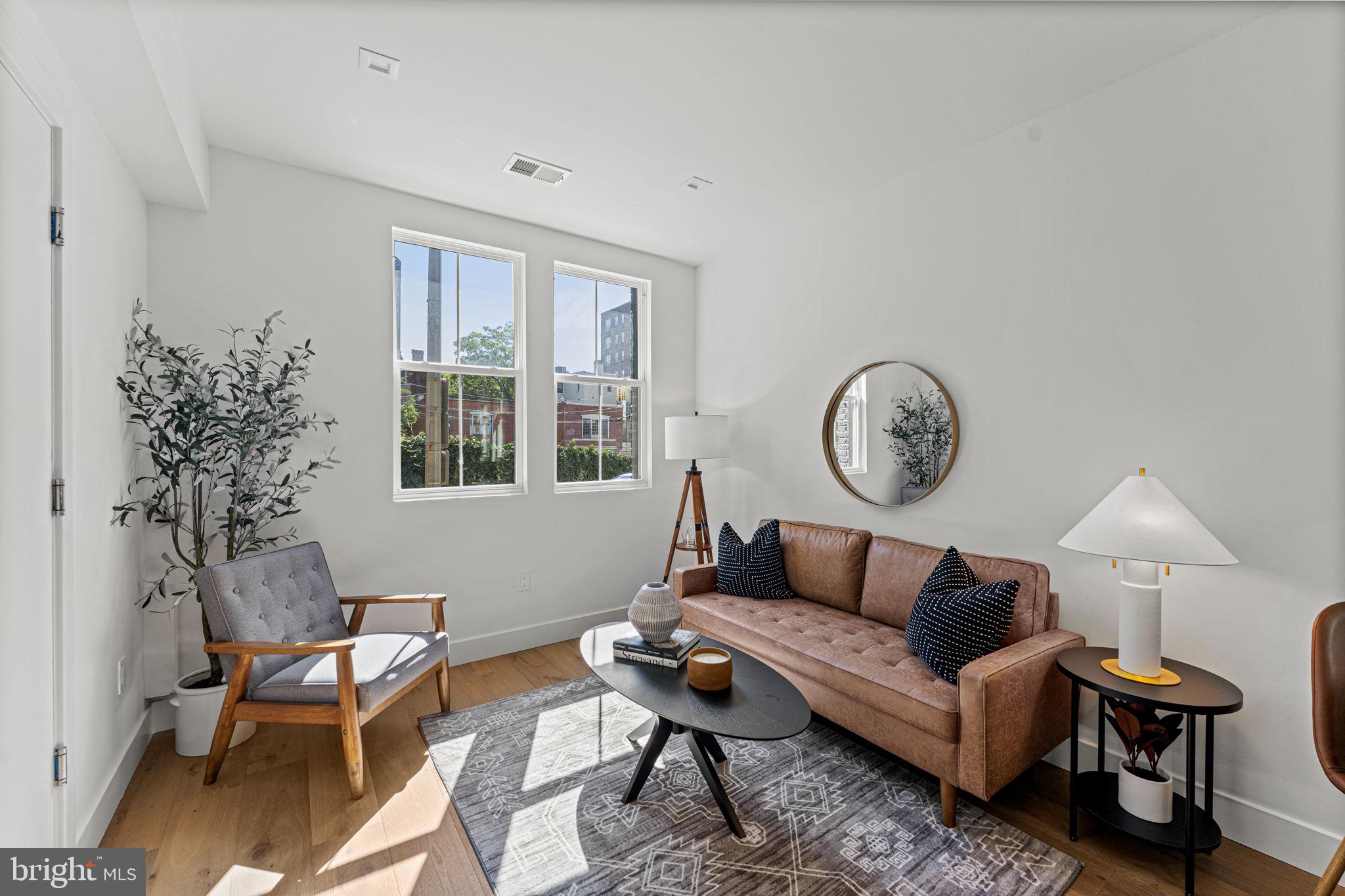 1619 Swann STREET NW Unit: 3