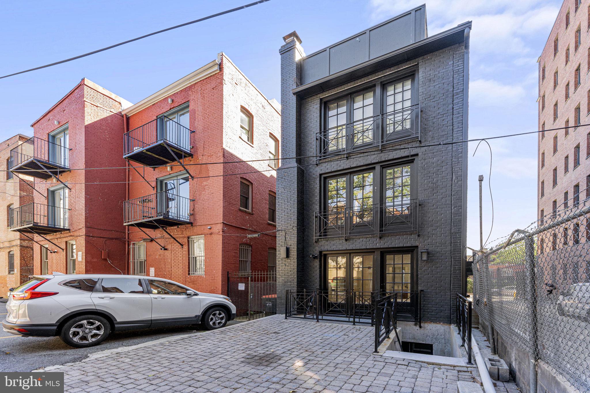 1619 Swann STREET NW Unit: 3