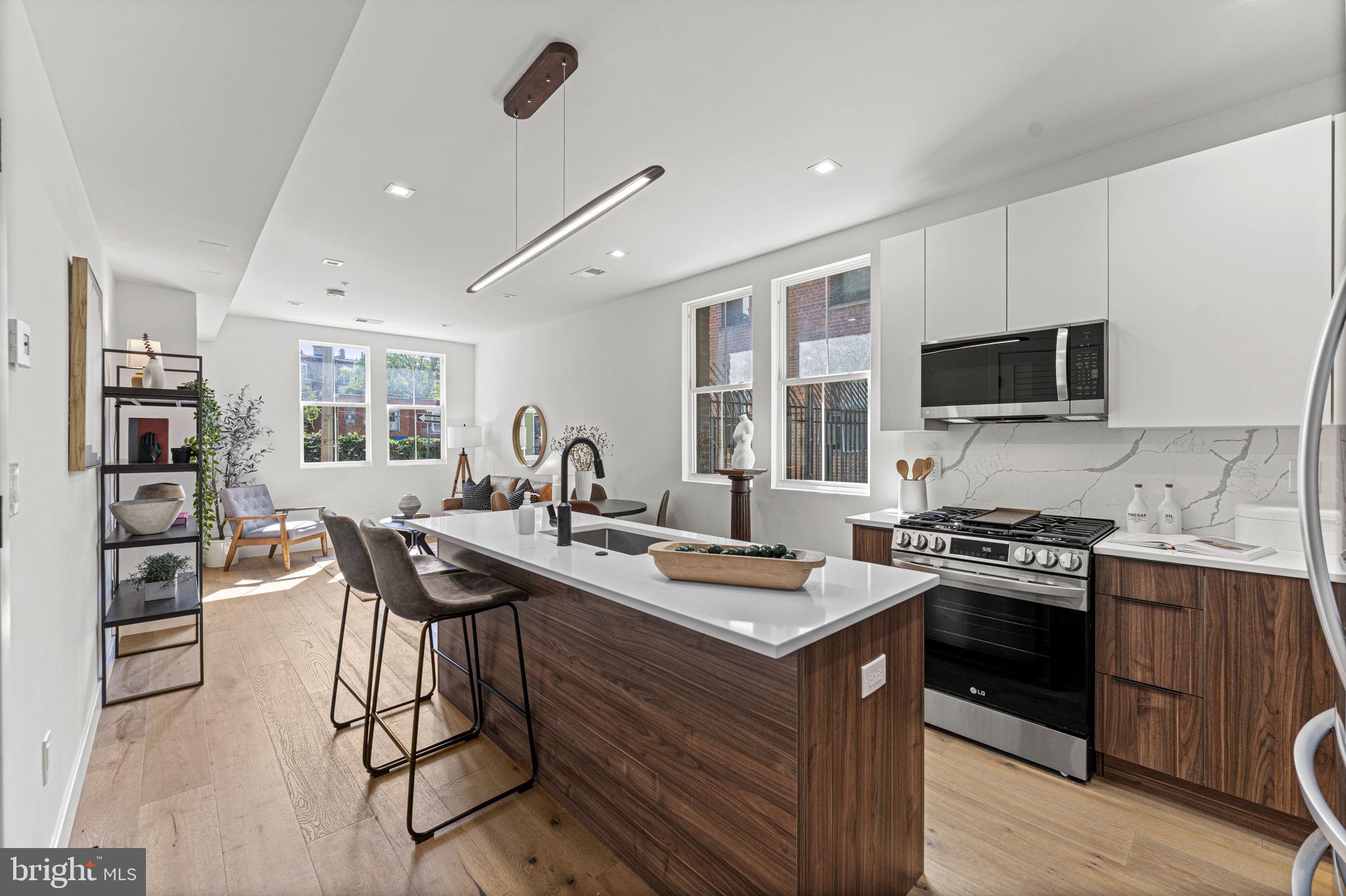 1619 Swann STREET NW Unit: 3