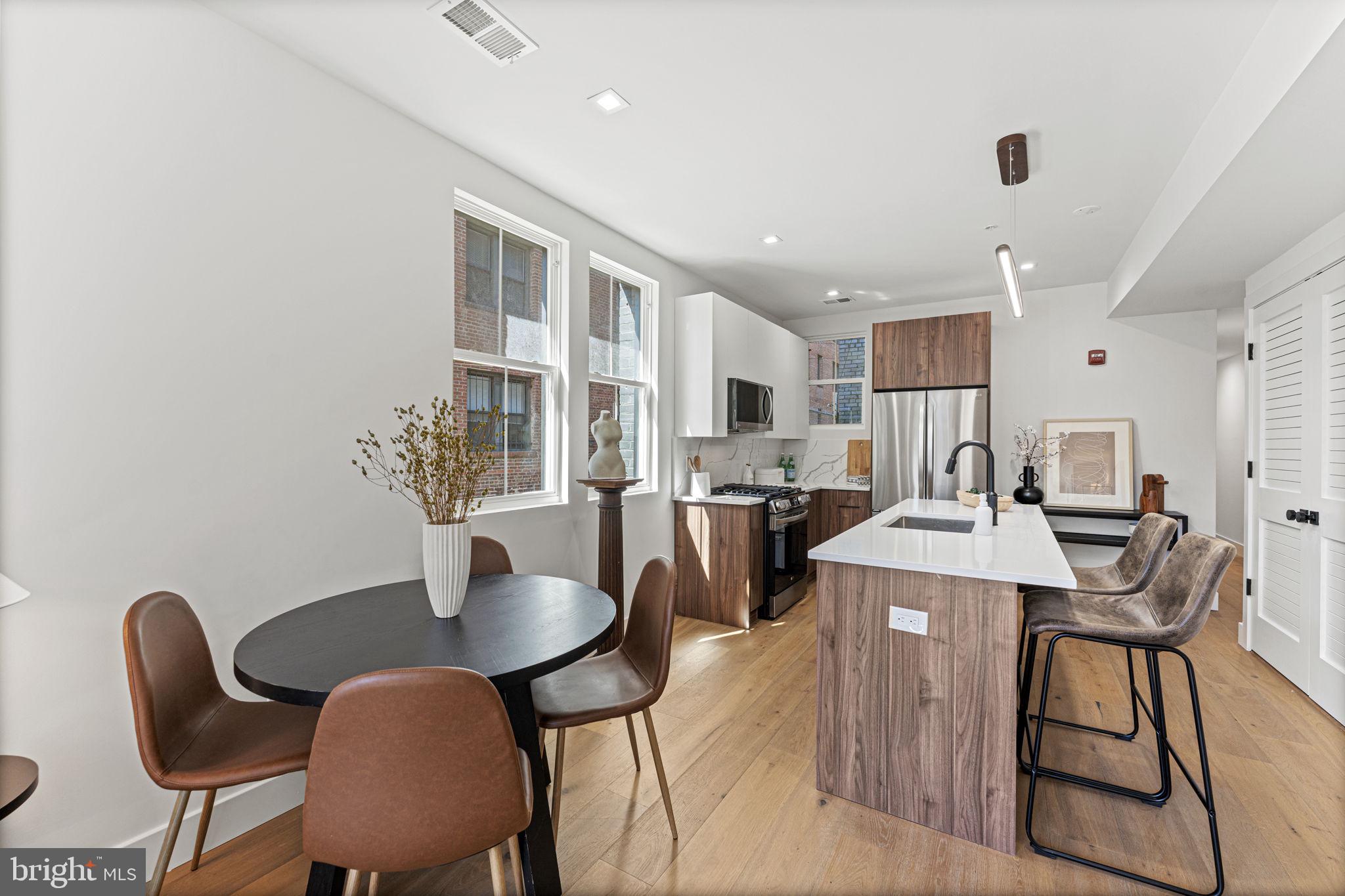 1619 Swann STREET NW Unit: 3