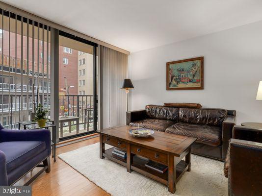 2555 NW Pennsylvania Ave NW #417