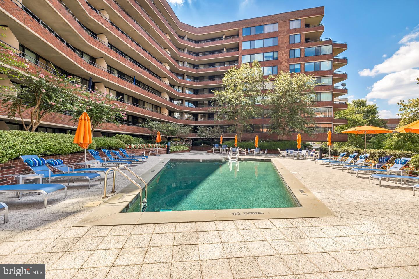 2555 NW Pennsylvania Ave NW #417