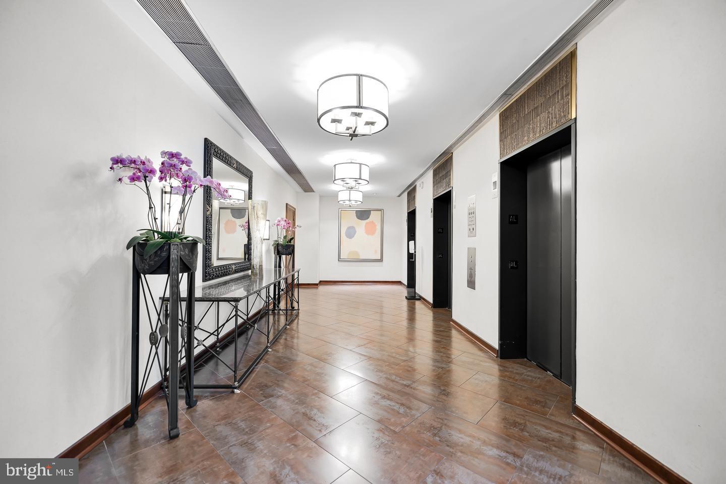 2555 NW Pennsylvania Ave NW #417