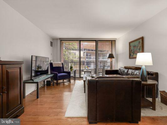 2555 NW Pennsylvania Ave NW #417