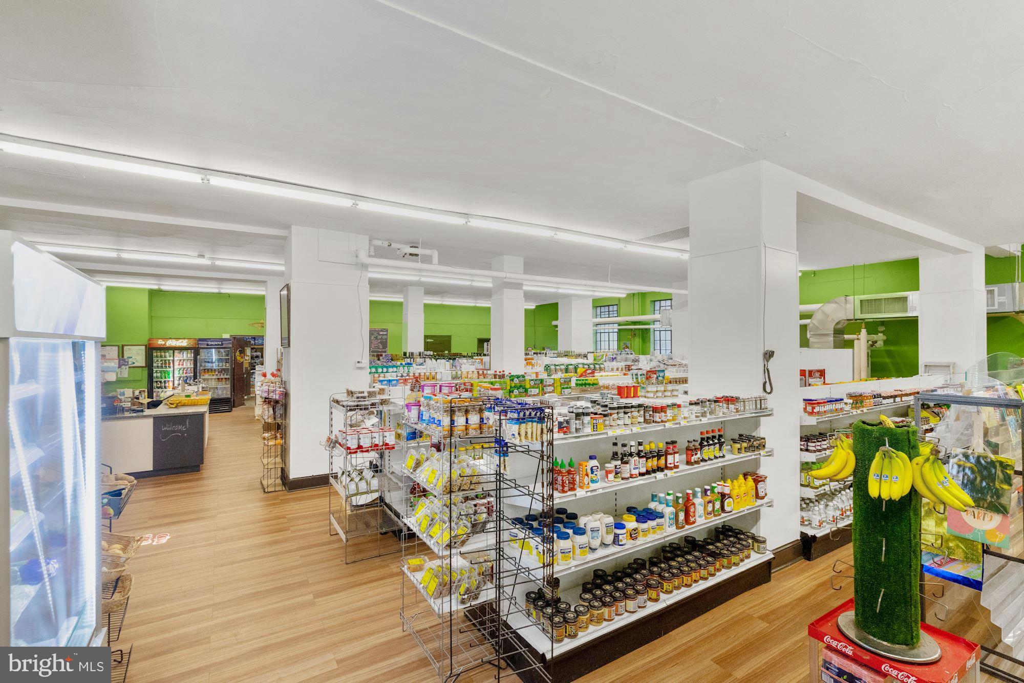 4000 Cathedral Ave NW #306b