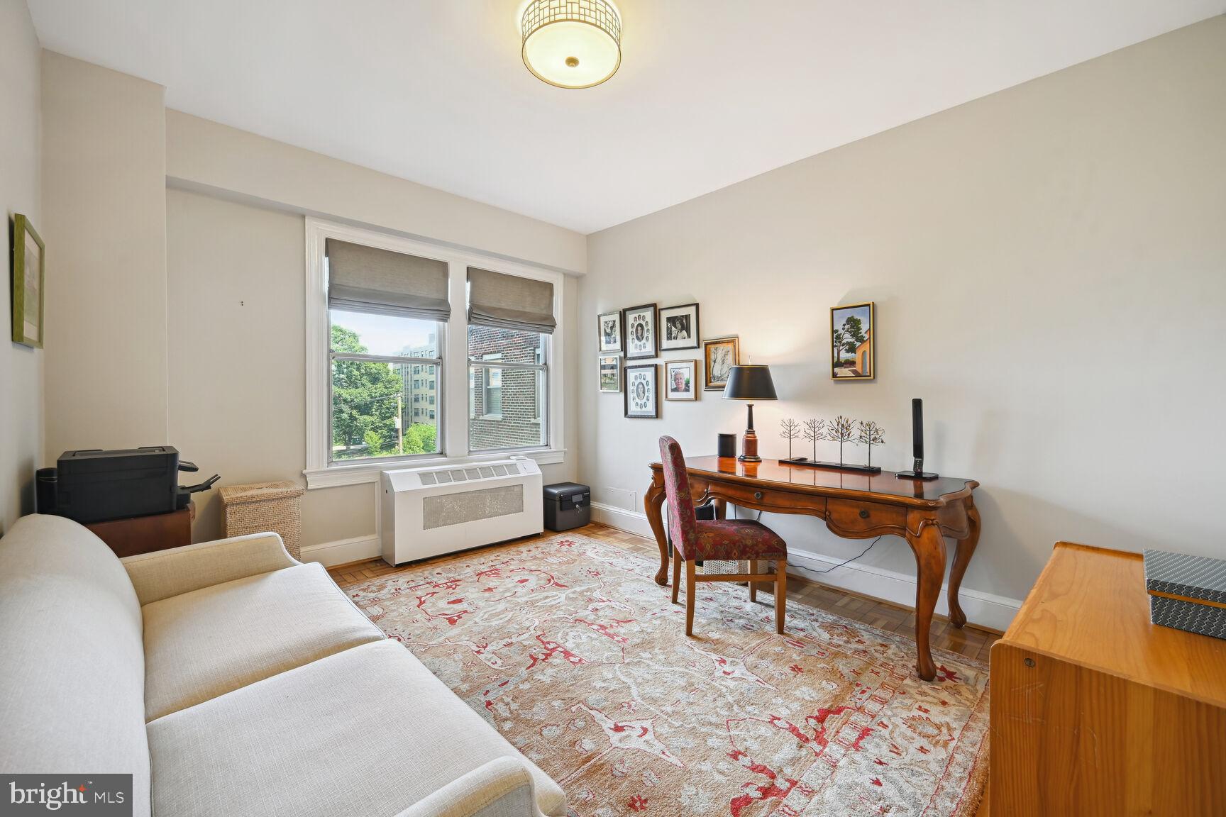 4000 Cathedral Ave NW #306b