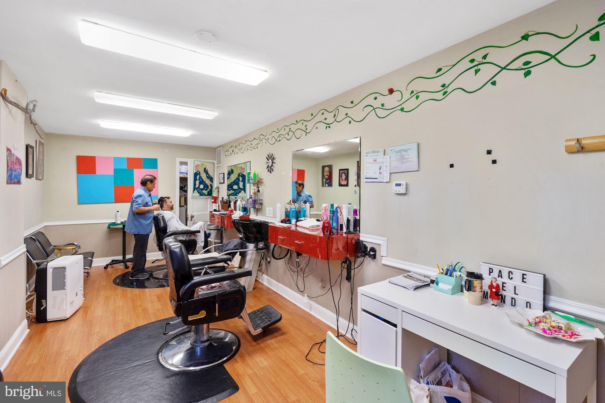 4000 Cathedral Ave NW #306b