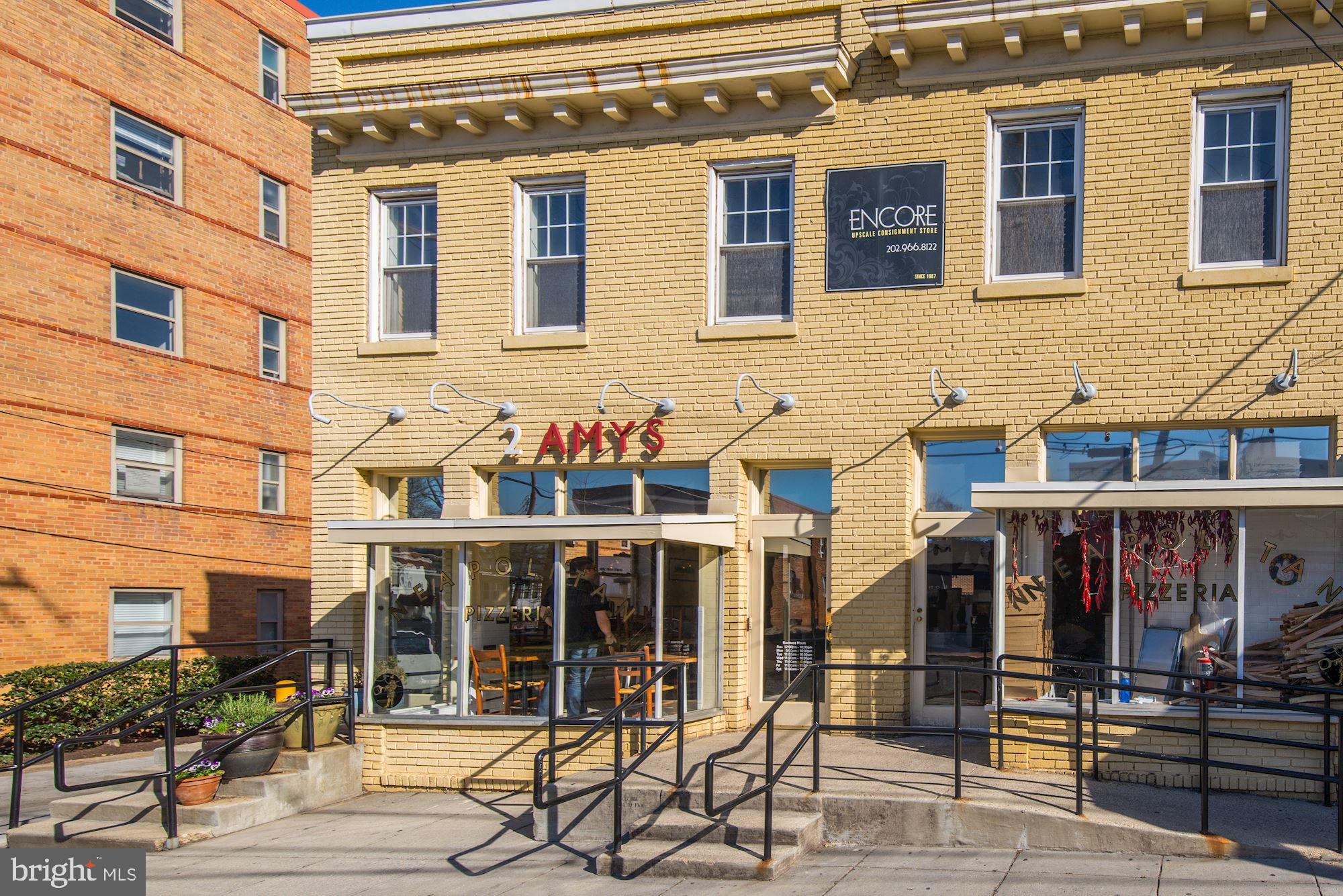 4000 Cathedral Ave NW #306b