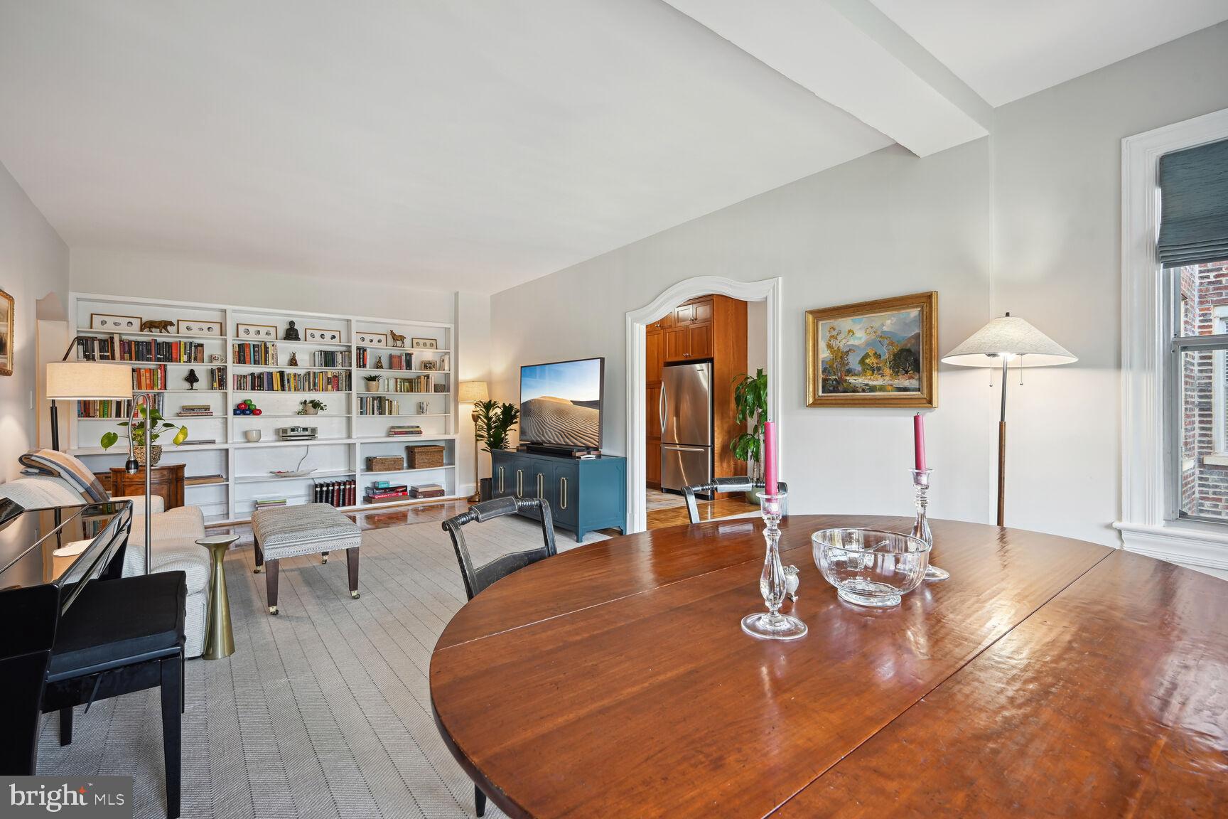 4000 Cathedral Ave NW #306b