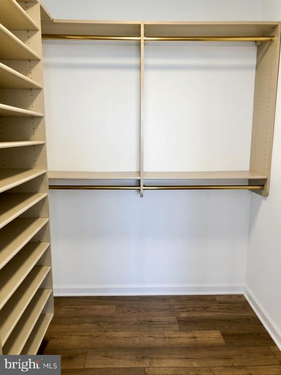 4515 WILLARD AVENUE Unit: 2207