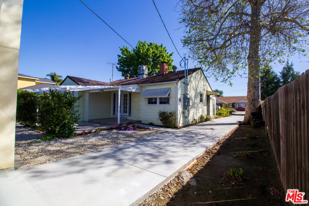 7465 N Forbes Ave