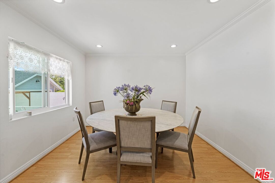 1430 N Dominion Ave