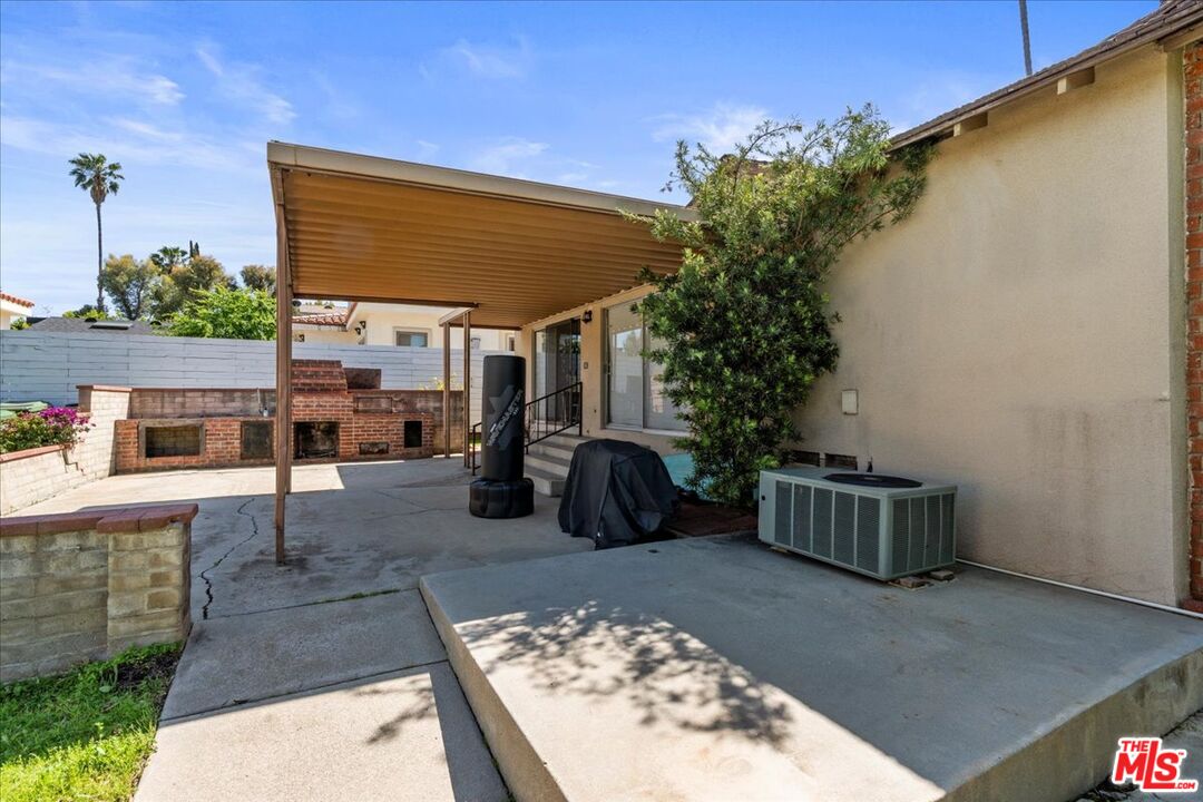 5454 Aura Ave