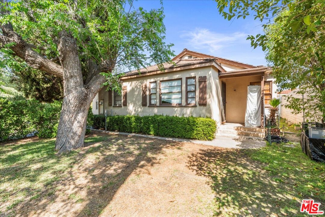 5454 Aura Ave