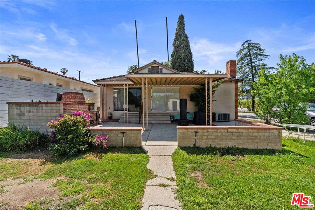 5454 Aura Ave