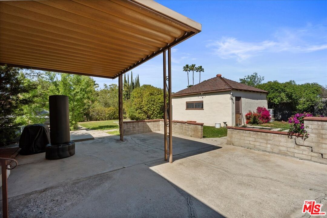 5454 Aura Ave