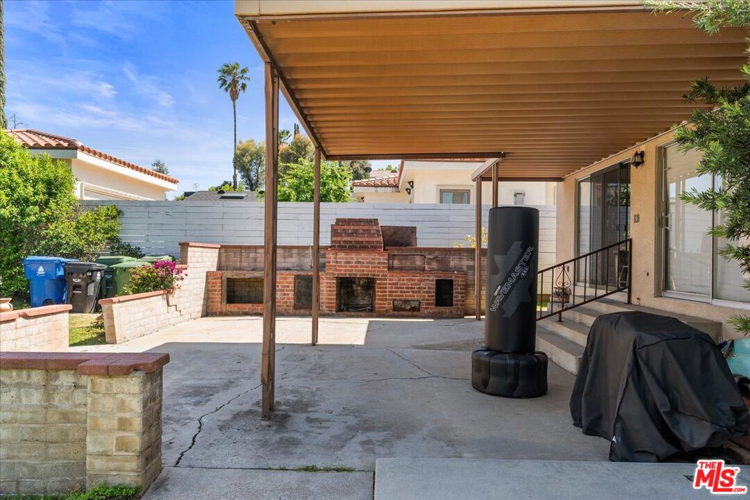 5454 Aura Ave