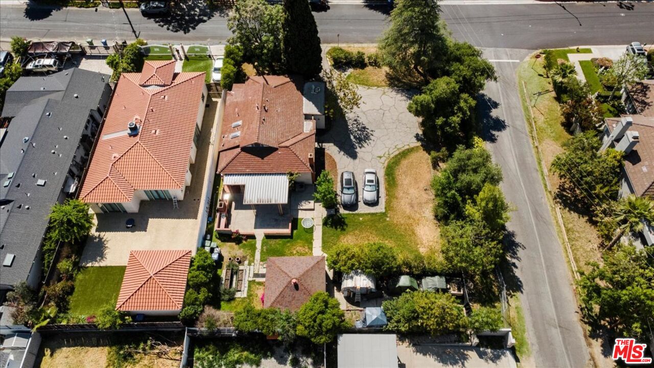 5454 Aura Ave