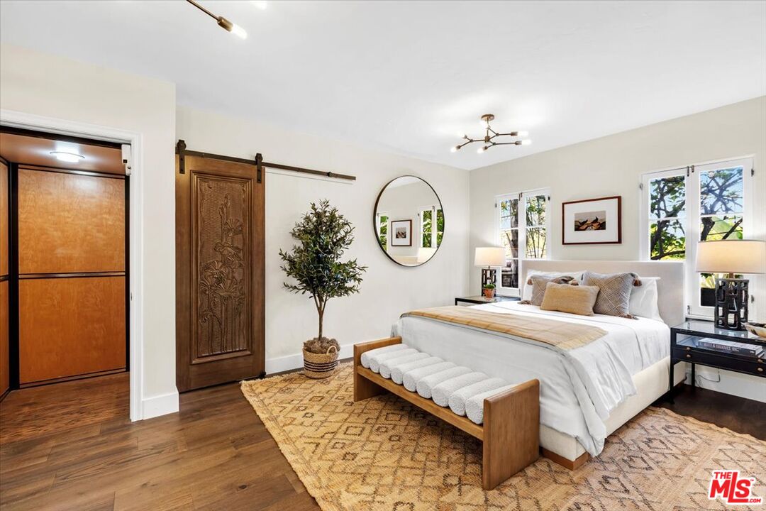 2276 La Granada Dr