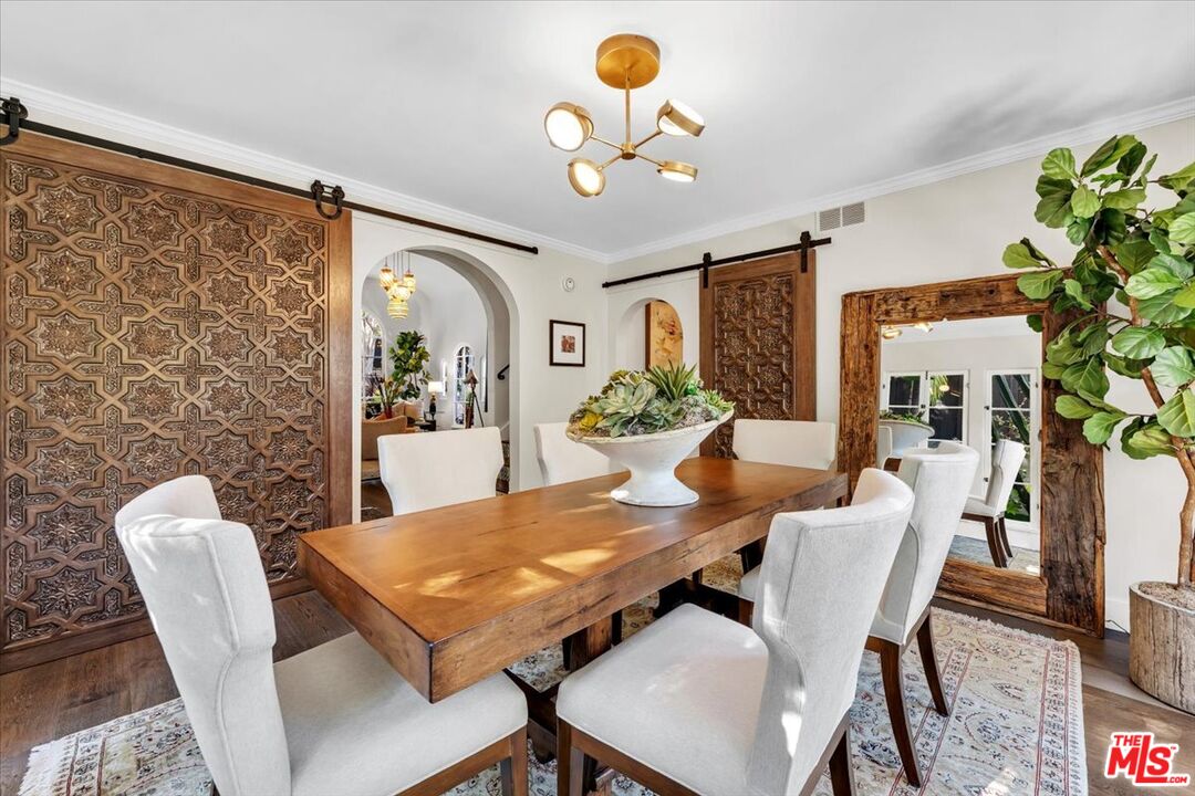 2276 La Granada Dr