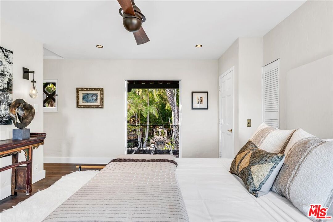 2276 La Granada Dr