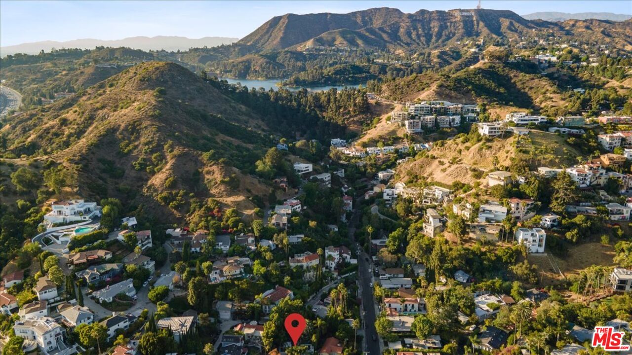 2276 La Granada Dr