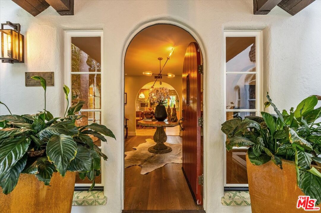 2276 La Granada Dr