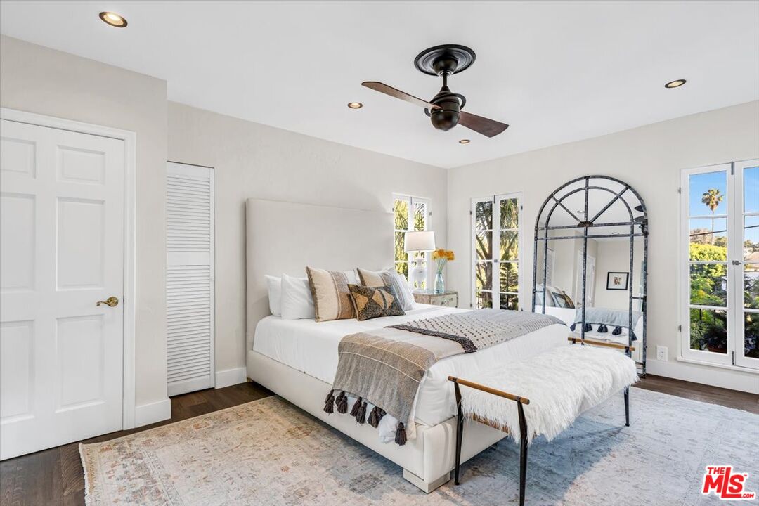 2276 La Granada Dr