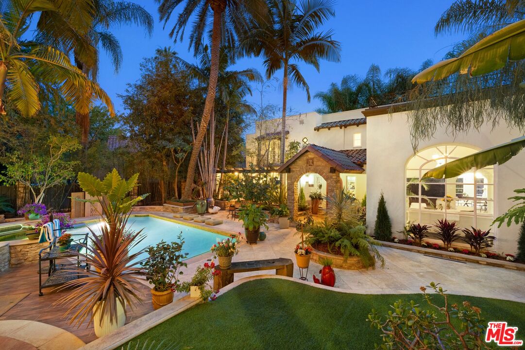 2276 La Granada Dr