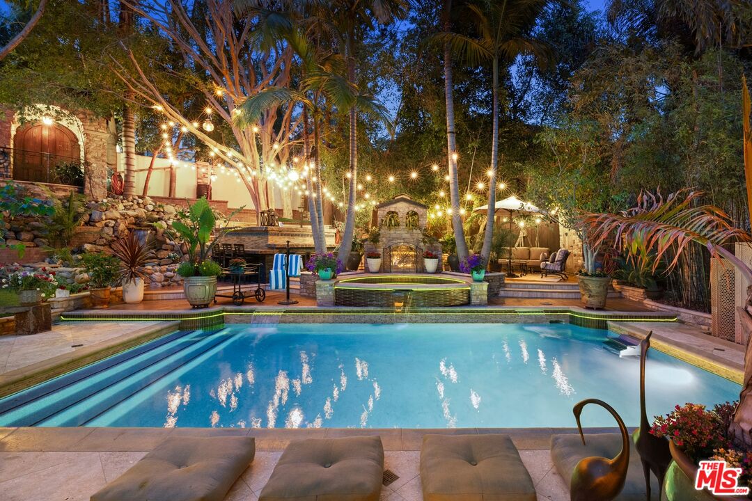 2276 La Granada Dr