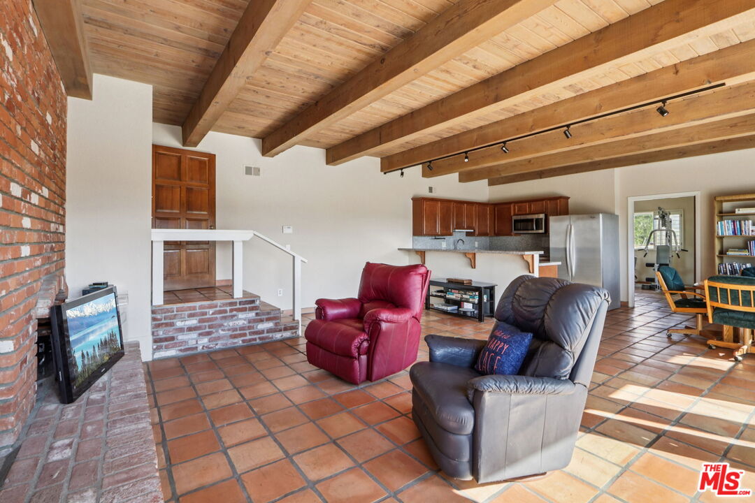 1821 Calle Petaluma