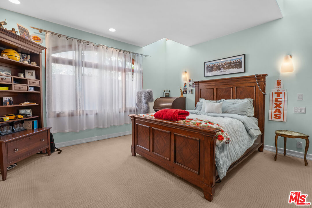 1740 Carla Ridge