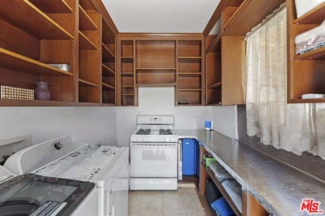 1430 N Dominion Ave