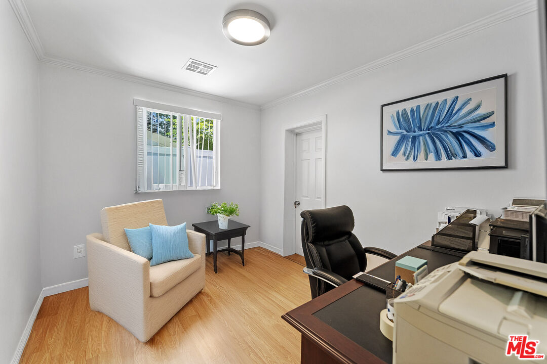 1430 N Dominion Ave