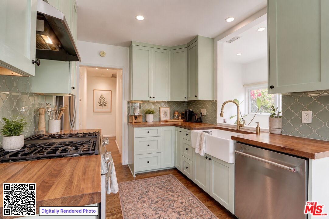 4365 Elenda St